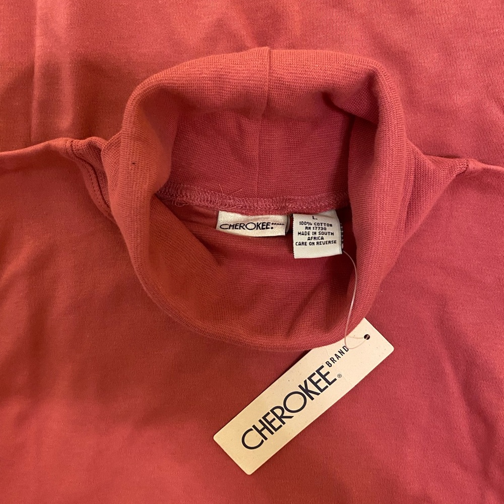 Long Sleeved T-Shirts Bundle. 4 Women’s Cotton Shirts (3 crew neck & 1 turtle) - Picture 6 of 6